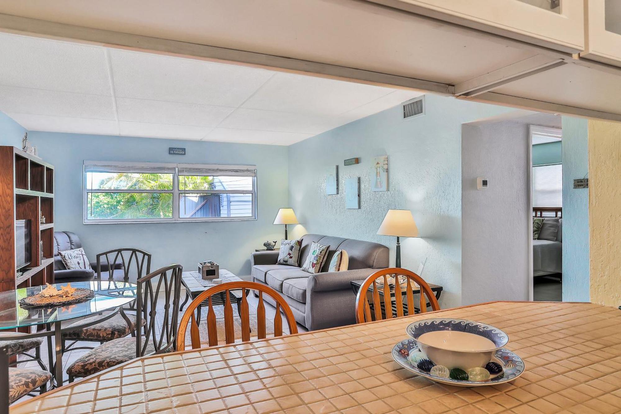Brista Del Mar Condos Cape Canaveral Room photo
