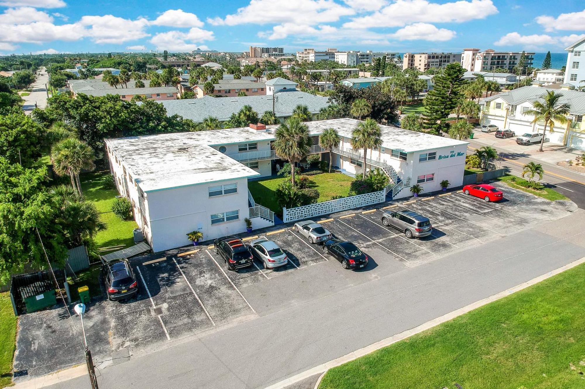 Brista Del Mar Condos Cape Canaveral Room photo