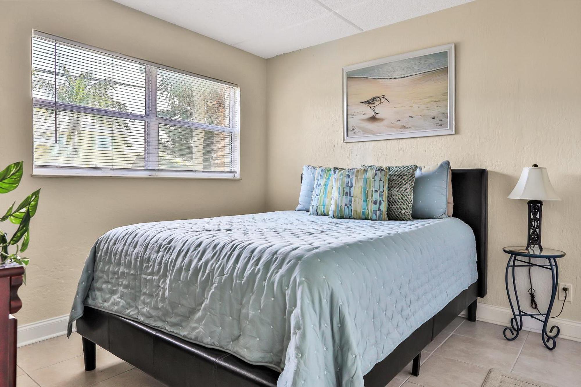 Brista Del Mar Condos Cape Canaveral Room photo