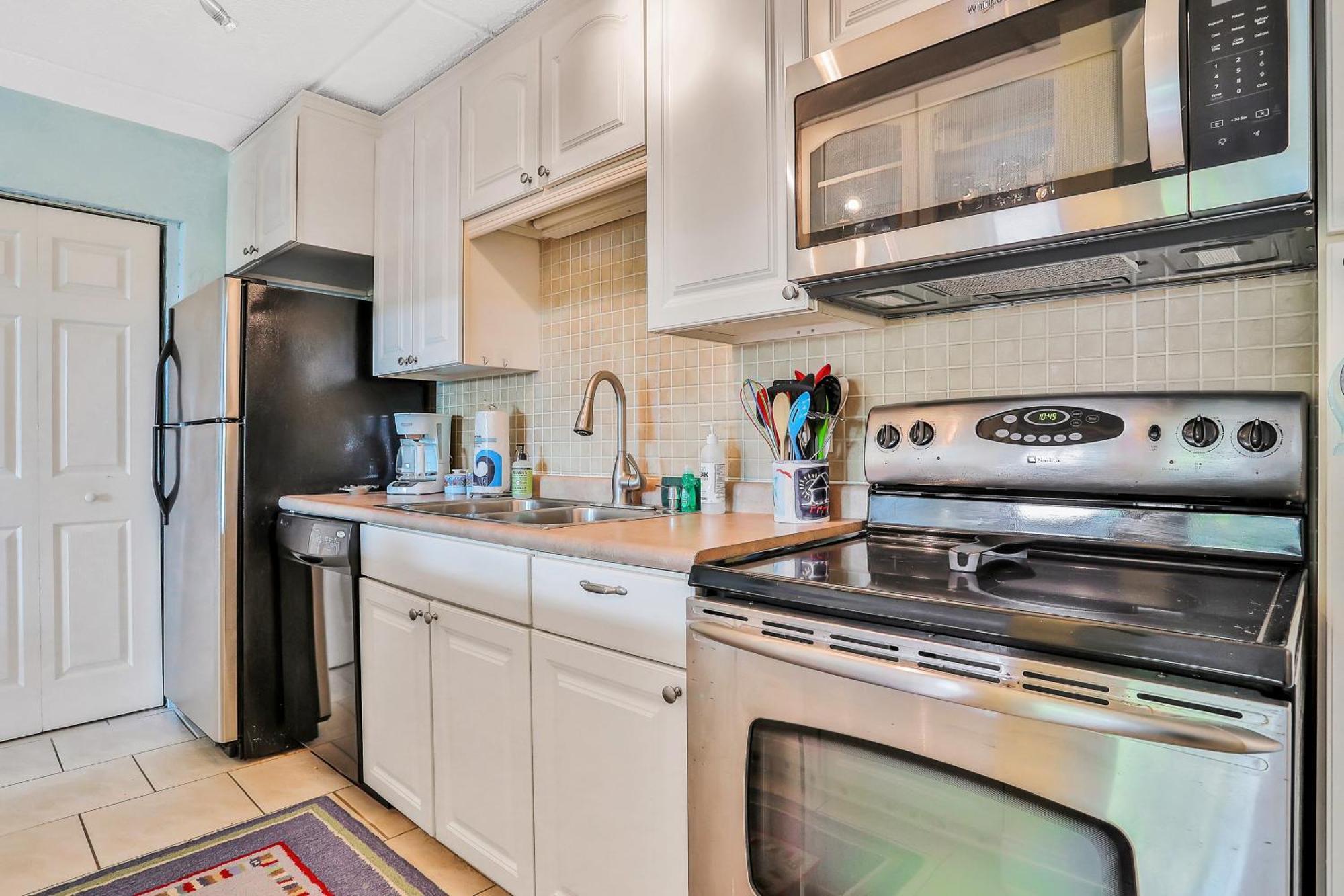 Brista Del Mar Condos Cape Canaveral Room photo